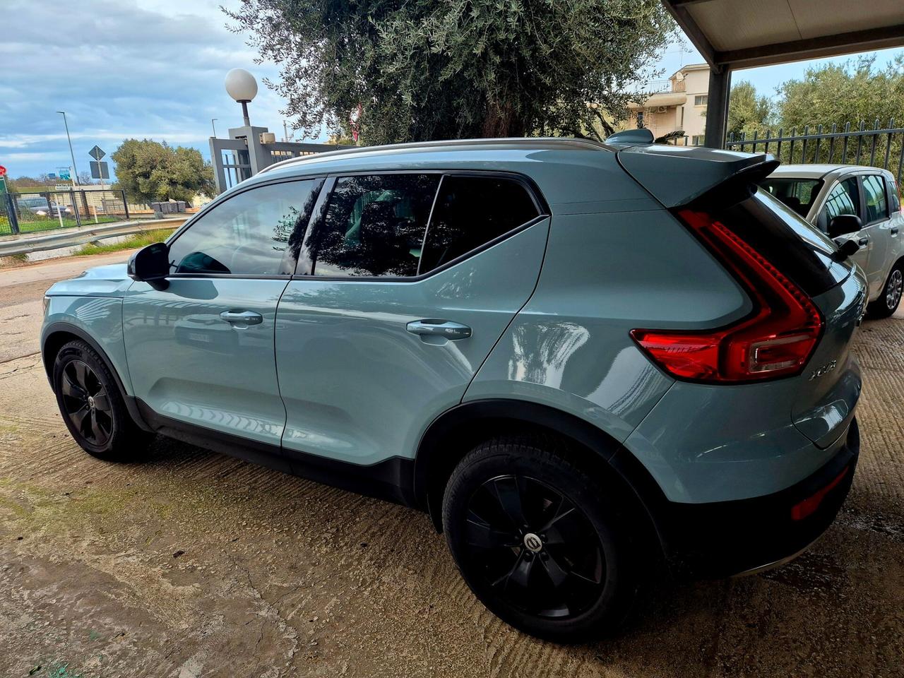 Volvo XC40 D4 AWD Geartronic R-design