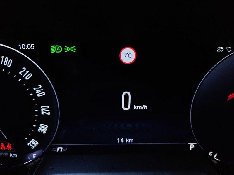 Alfa Romeo Giulia Quadrifoglio V6 520 CvQuadrifoglio Collezione