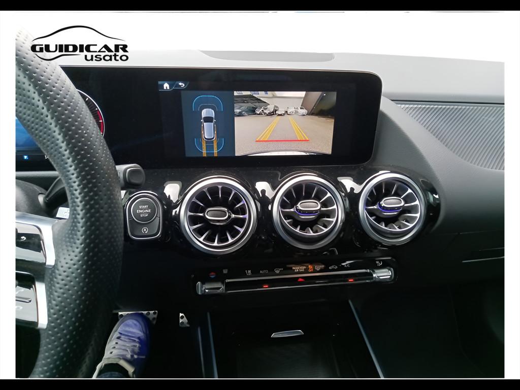 Mercedes-Benz GLA-H247 2023 - GLA 180 d AMG Line Advanced Plus auto