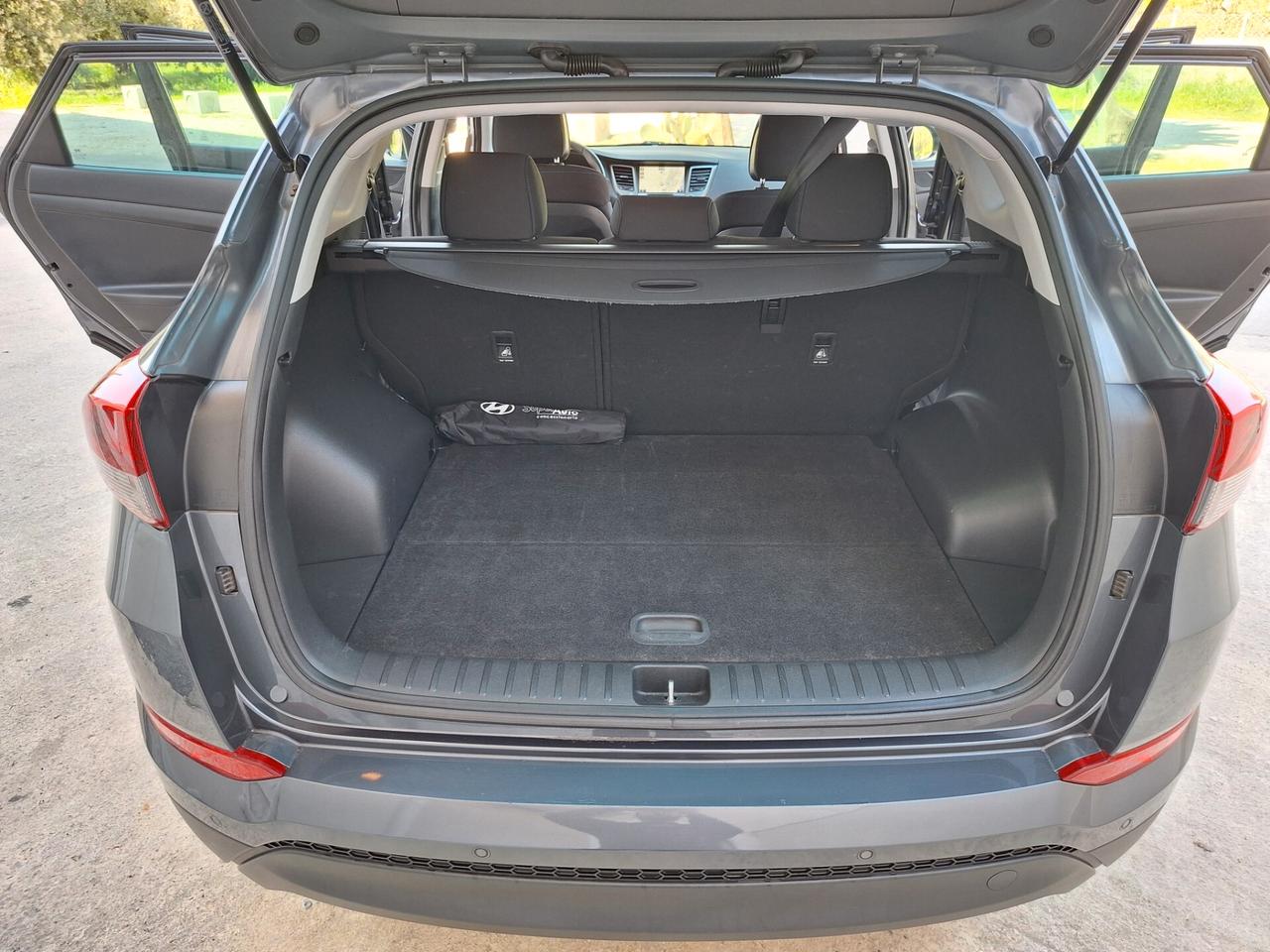 Hyundai Tucson 1.7 crdi X POSSIBLE NAVI CAMERA 2018