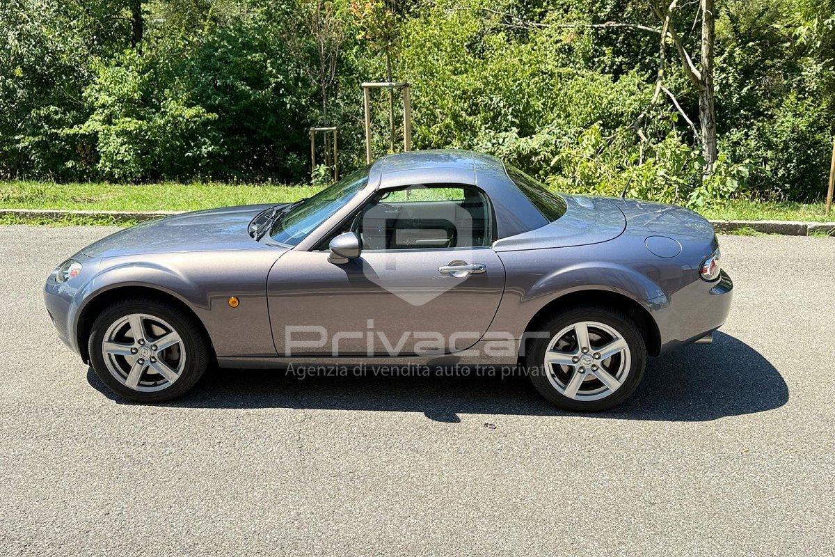 MAZDA MX-5 Roadster Coupé 1.8L Wind
