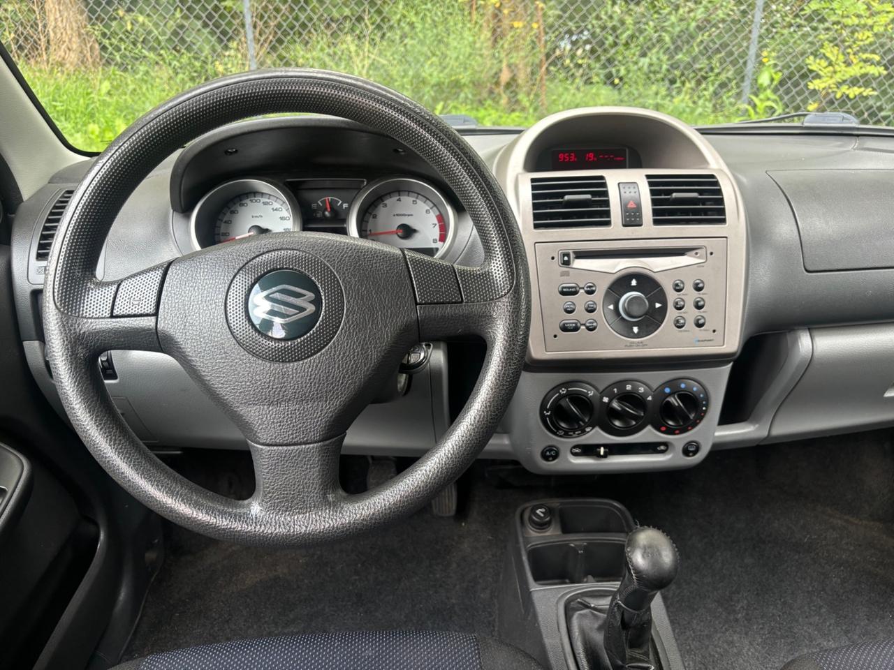 Suzuki Ignis 1.5 16V 4WD