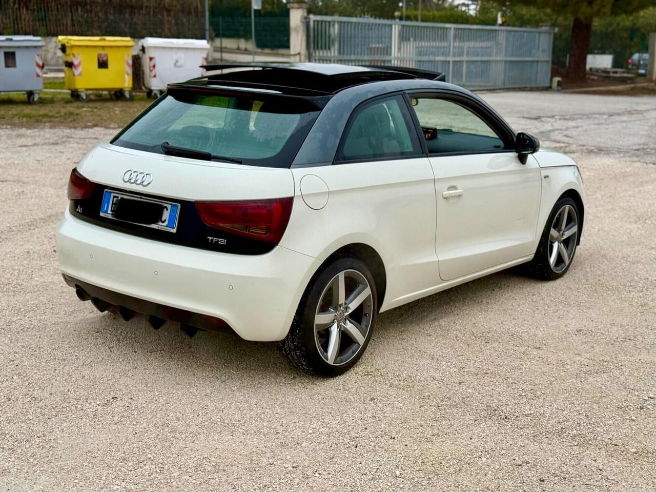 Audi A1 S-Line con 86 mila km NEOPATENTATi