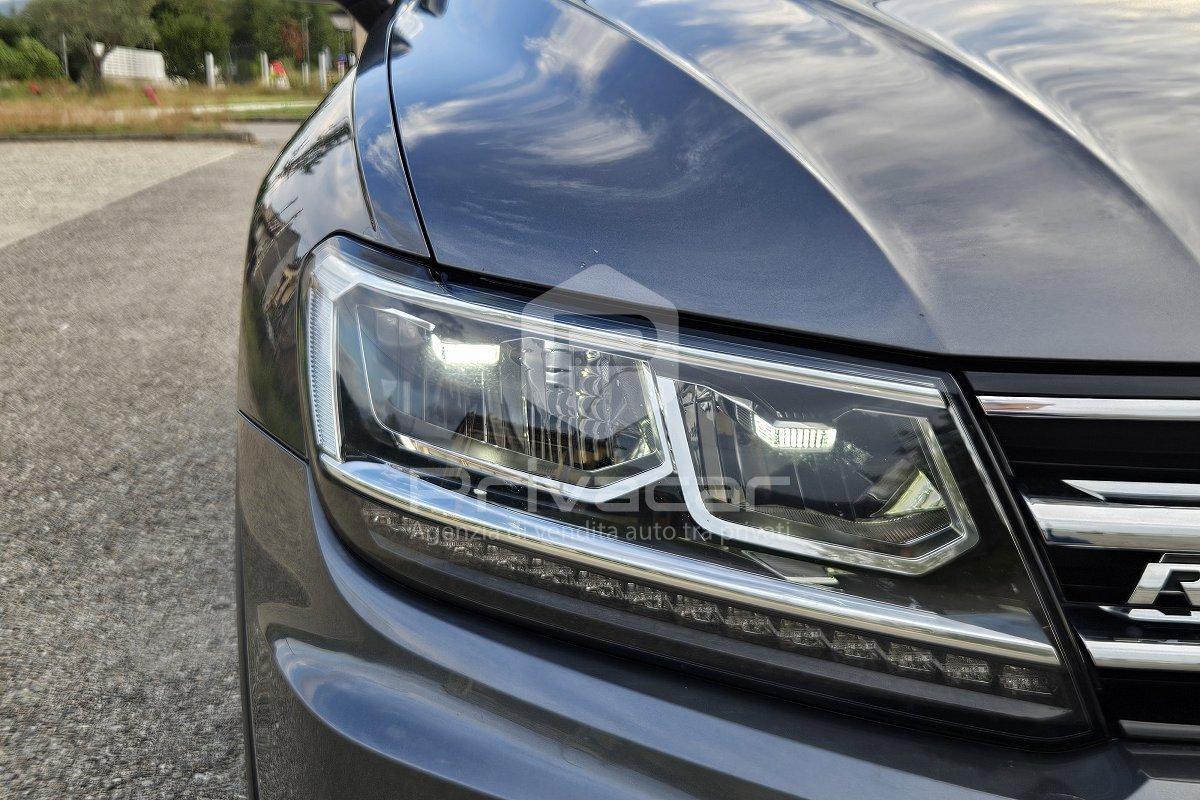 VOLKSWAGEN Tiguan 2.0 TDI SCR DSG Sport BlueMotion Technology