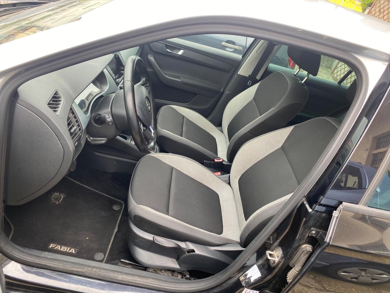 Skoda Fabia 1.4 TDI 90 CV Twin Color Design Edition Nero