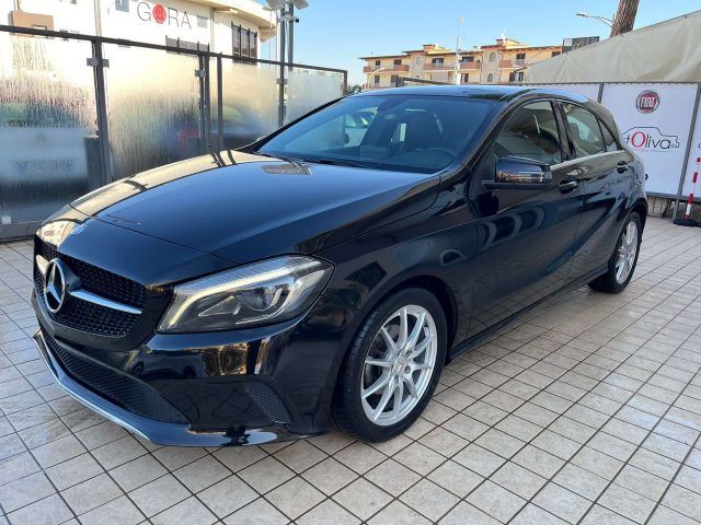 MERCEDES-BENZ A 180 d sport my16