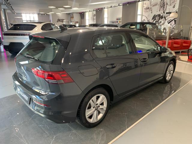 VOLKSWAGEN Golf 1.0 eTSI EVO DSG Life