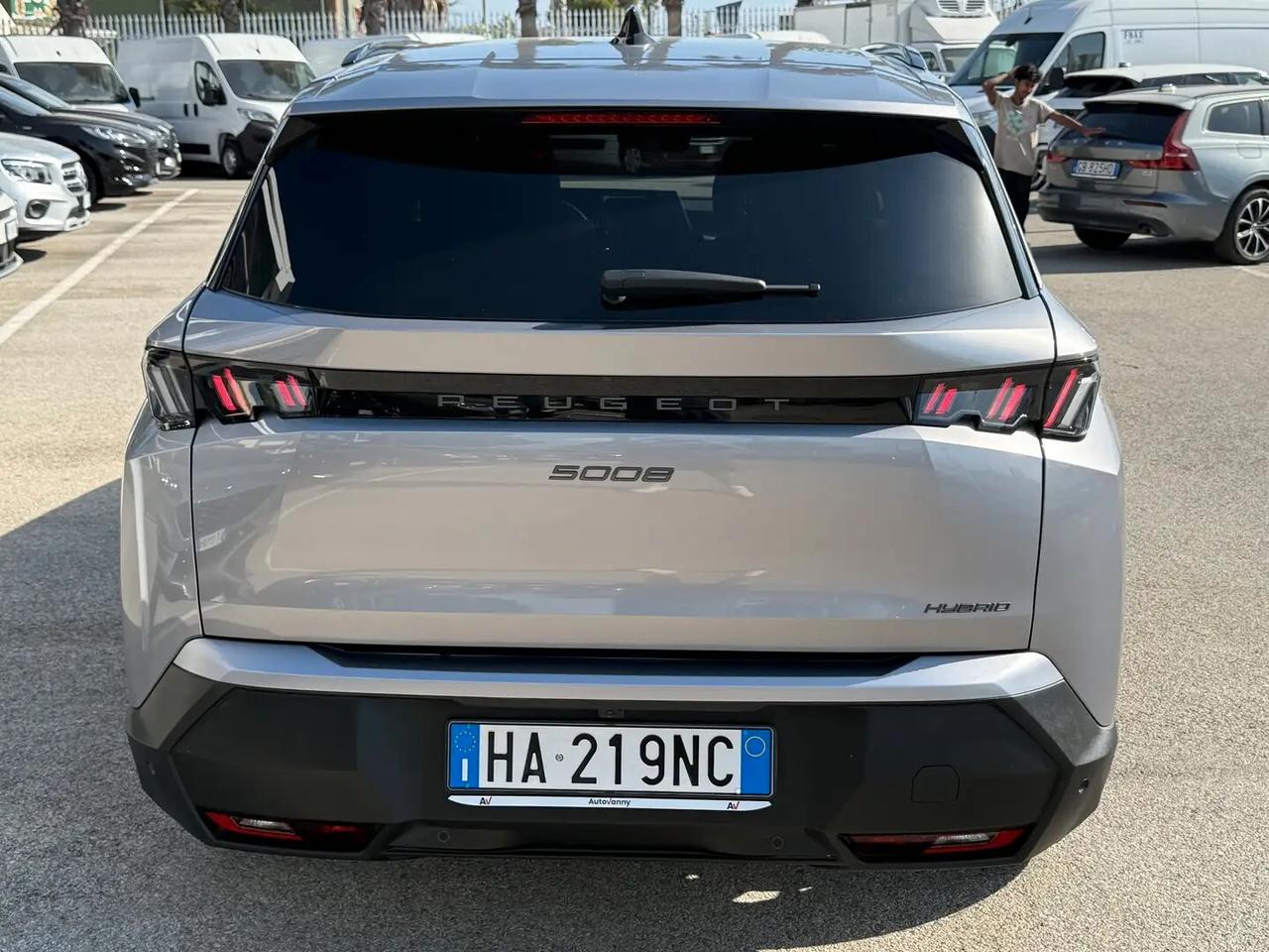 Peugeot 5008 Hybrid 145 e-DCS6 Allure