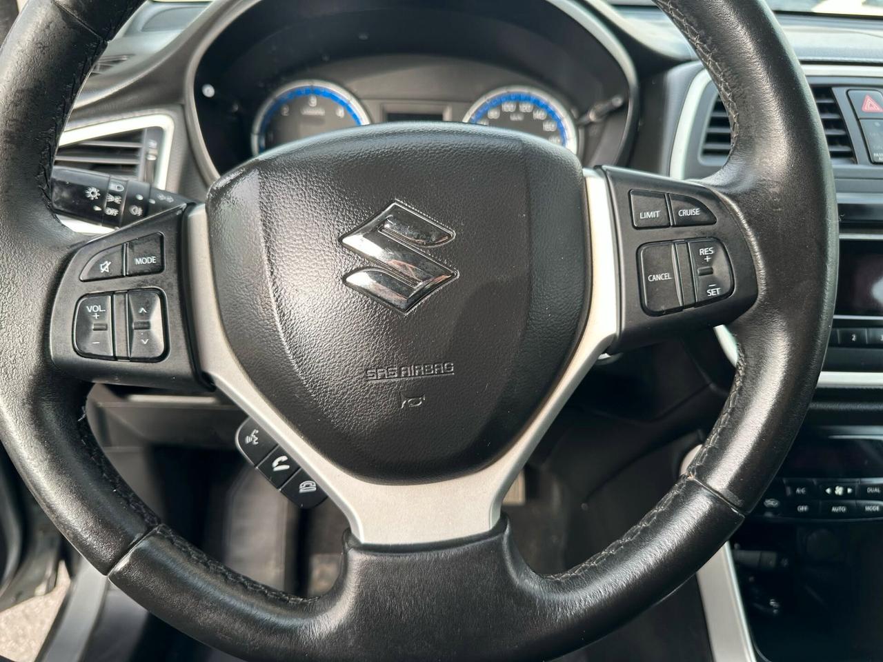 Suzuki S-Cross 1.6 DDiS Star View