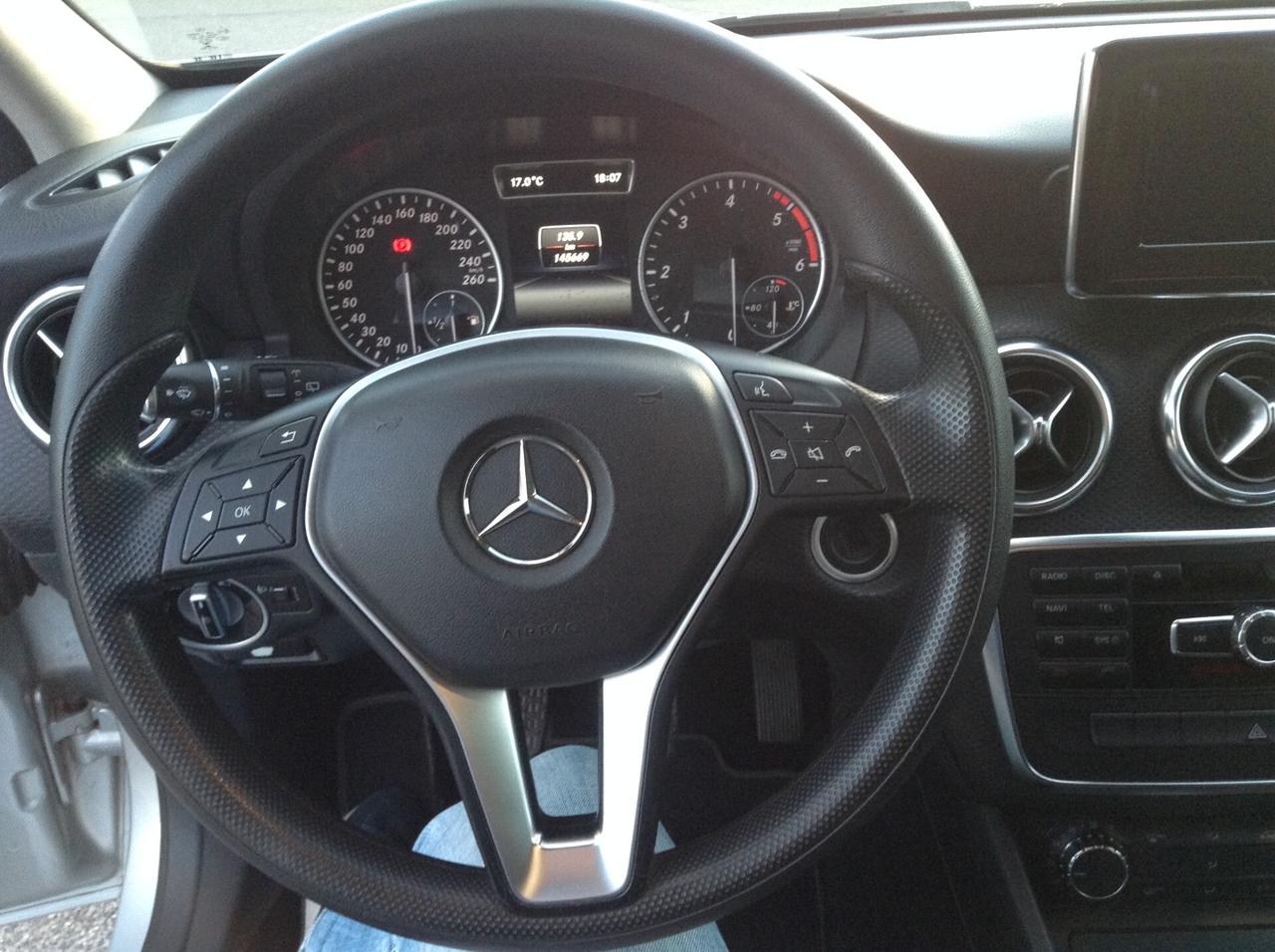 Mercedes-benz A 160 A 160 CDI Sport BELLISSIMA!!! PELLE ETESSUTO, SPECCHI RICHIUDIBILI, NAVI, ADATTA A NEOPATENTATI!!!