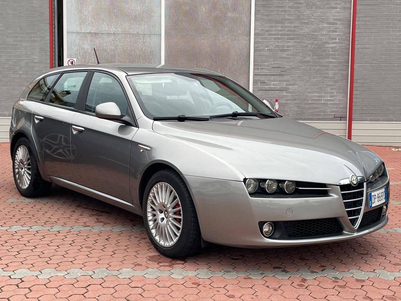 Alfa Romeo 159 1.9 JTDm Sportwagon