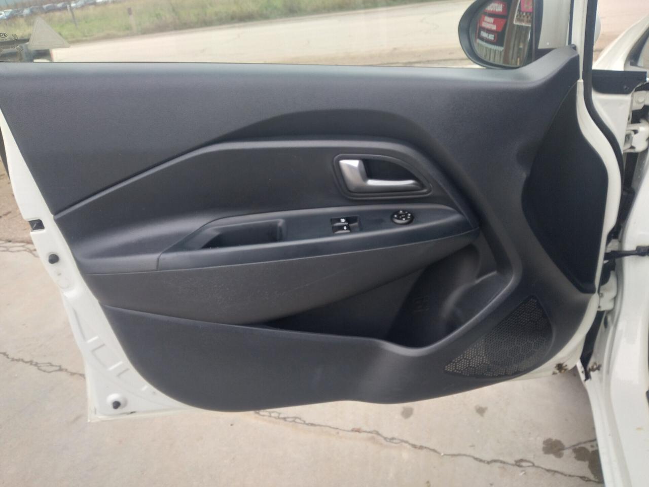 Kia Rio 1.1 CRDi 5p. Cool