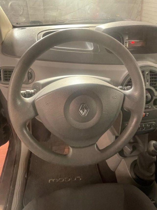 RENAULT Modus 1.2 16V Dynamique