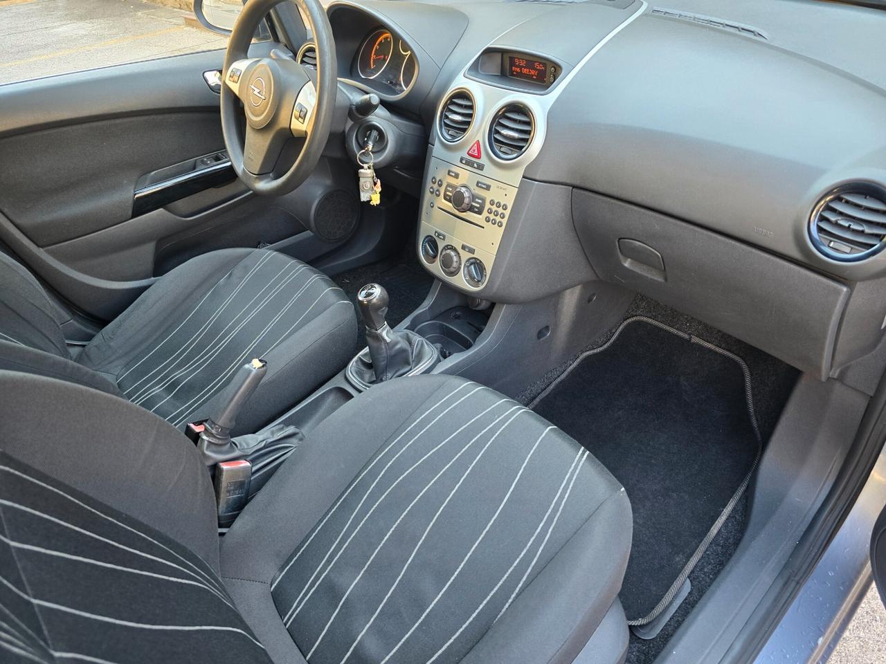 Opel Corsa 1.2 80CV 5 porte GPL-TECH Club