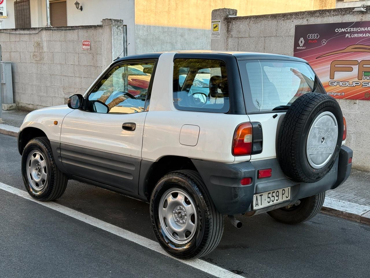 Toyota RAV4 2.0i 4X4 FullTime - 1997