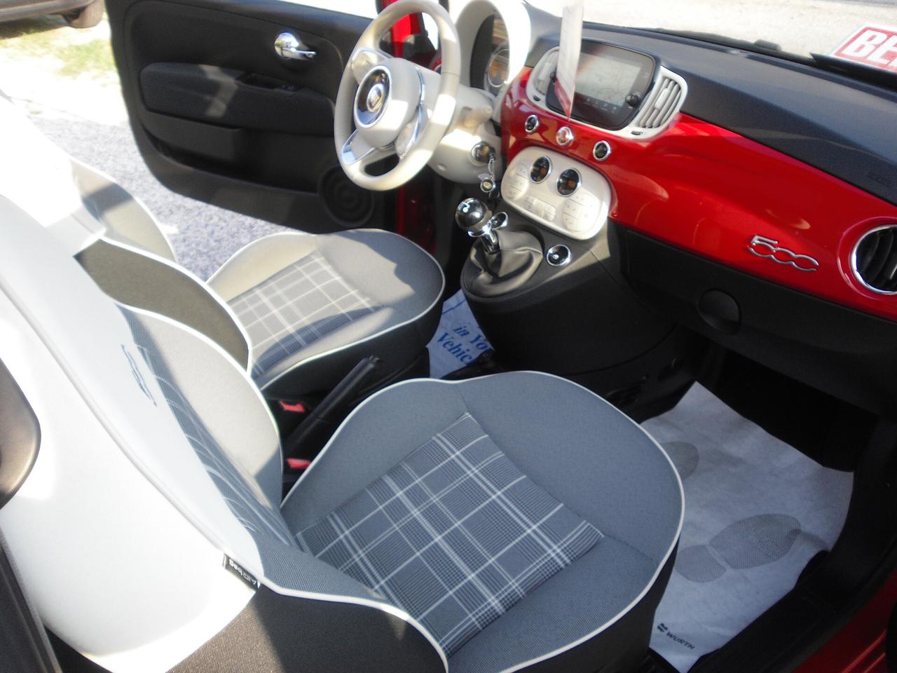 Fiat 500 1.0 HYBRID RED EDITION 2023