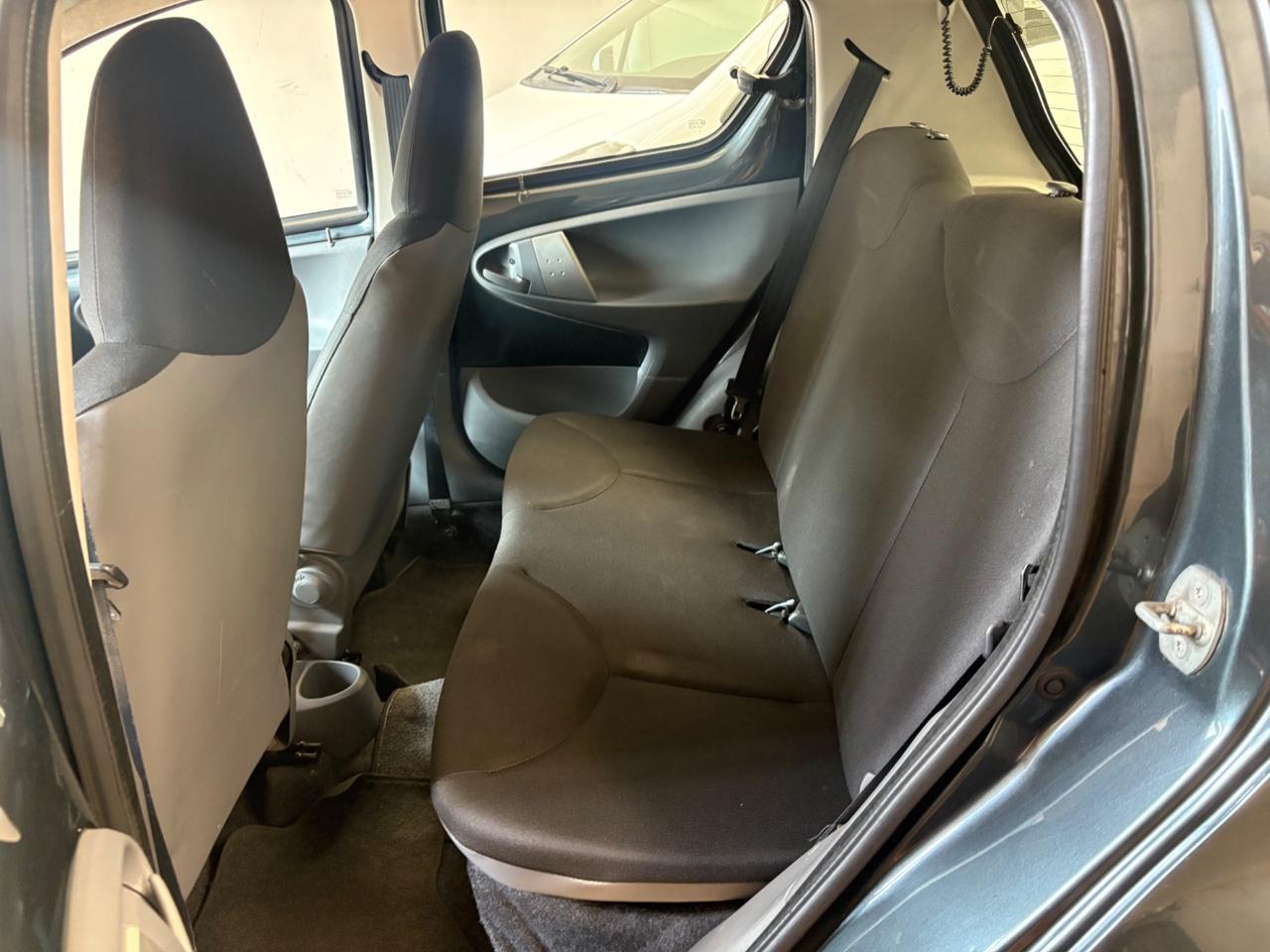 Toyota Aygo 1.0 12V VVT-i 5 porte NEOPATENTATI