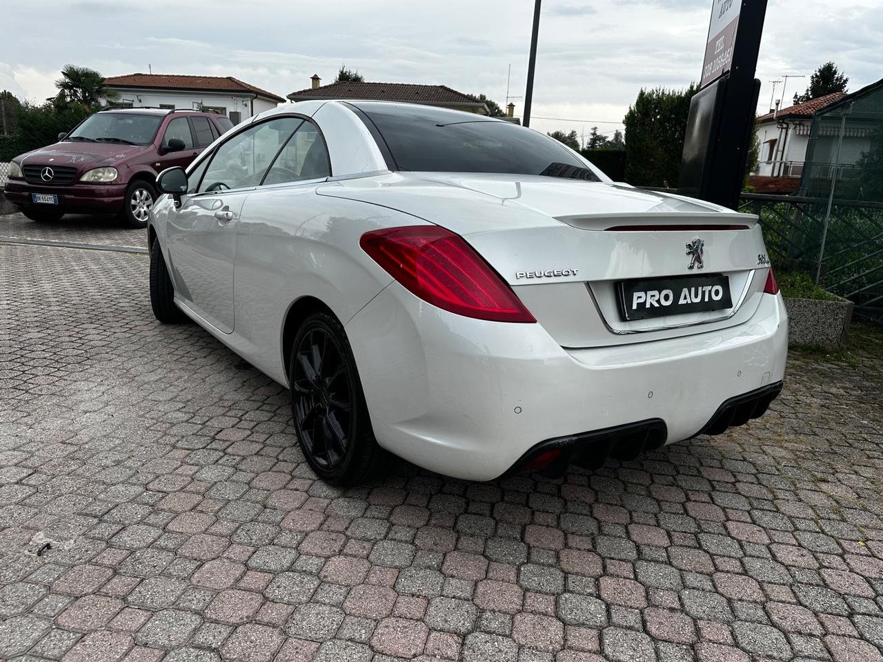 Peugeot 308 1.6 e-HDi 112CV Stop&Start CC Allure