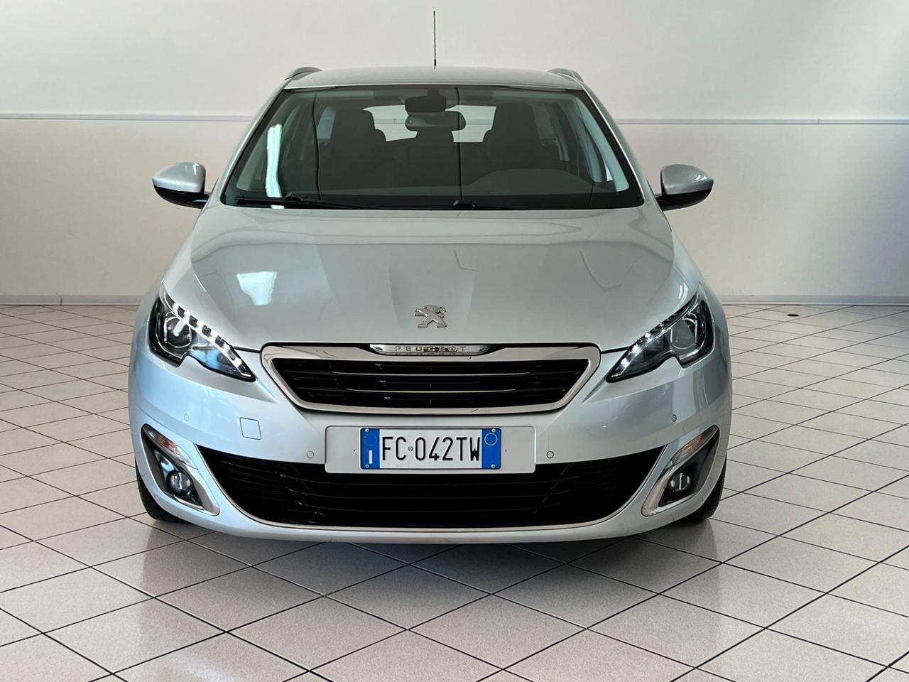Peugeot 308 SW 1.6 BlueHDi 120cv ALLURE - LEGGERE -