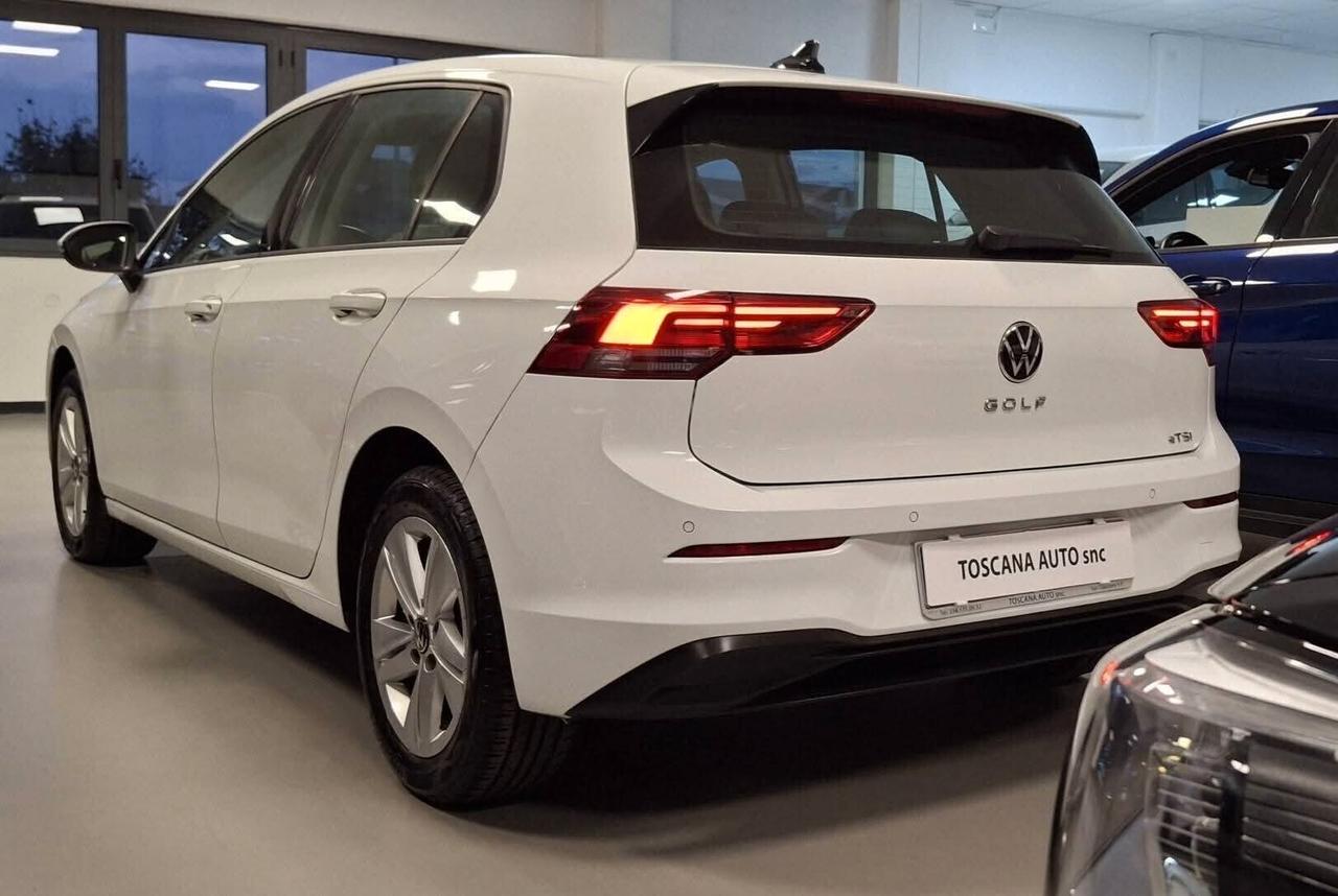Volkswagen Golf 1.5 eTSI DSG virtual cockpit