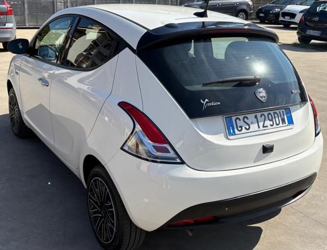 LANCIA Ypsilon 1.0 FireFly 5 porte S&S Hybrid Gold