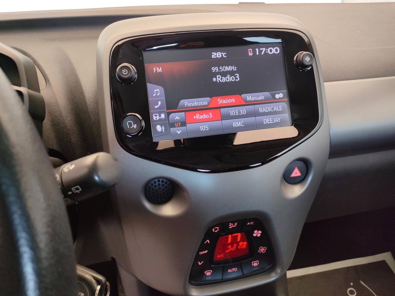 TOYOTA Aygo II 2018 5p - Aygo 5p 1.0 x-play 72cv