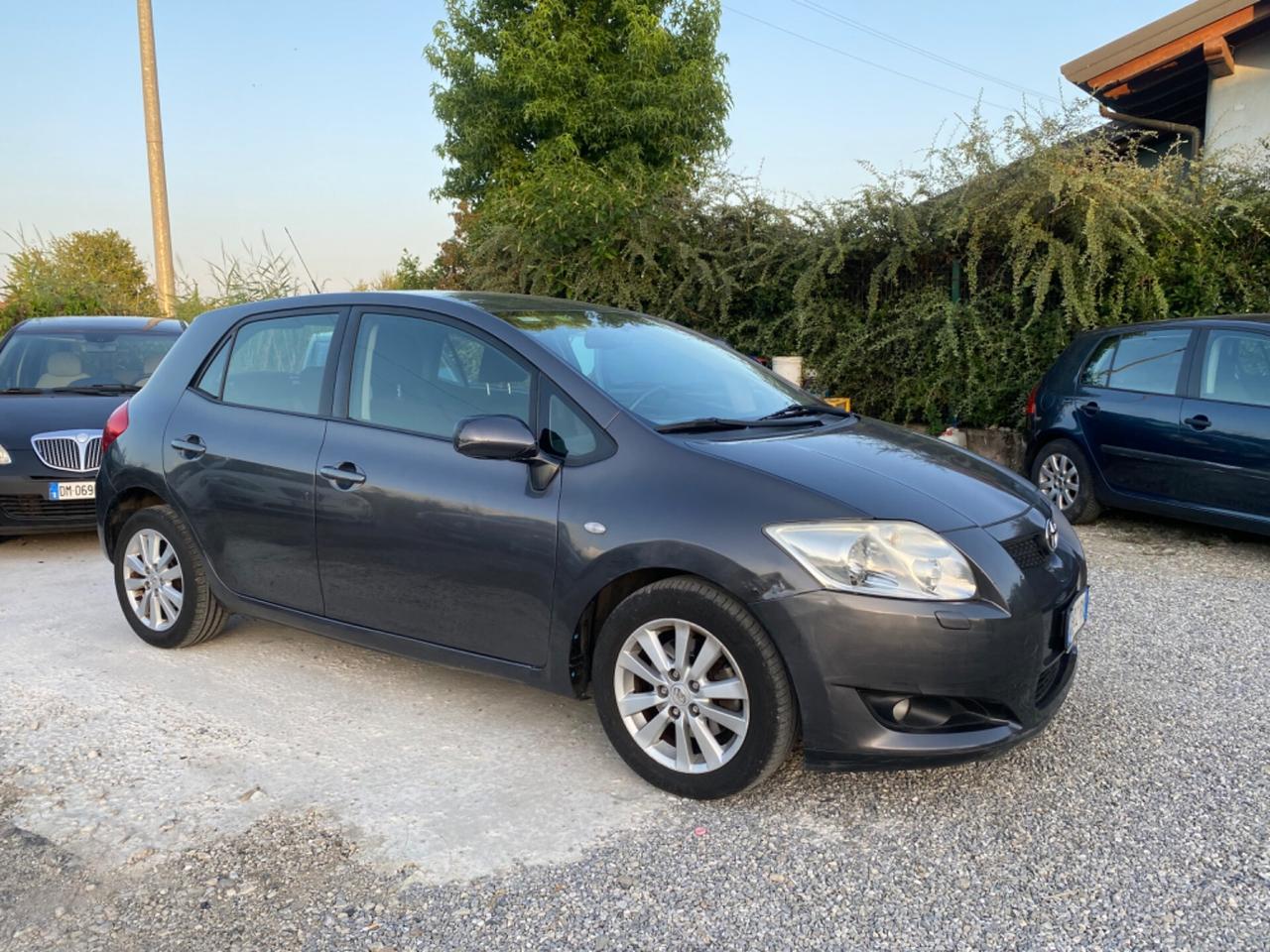 Toyota Auris 2.0 D-4D DPF 5 porte Sol