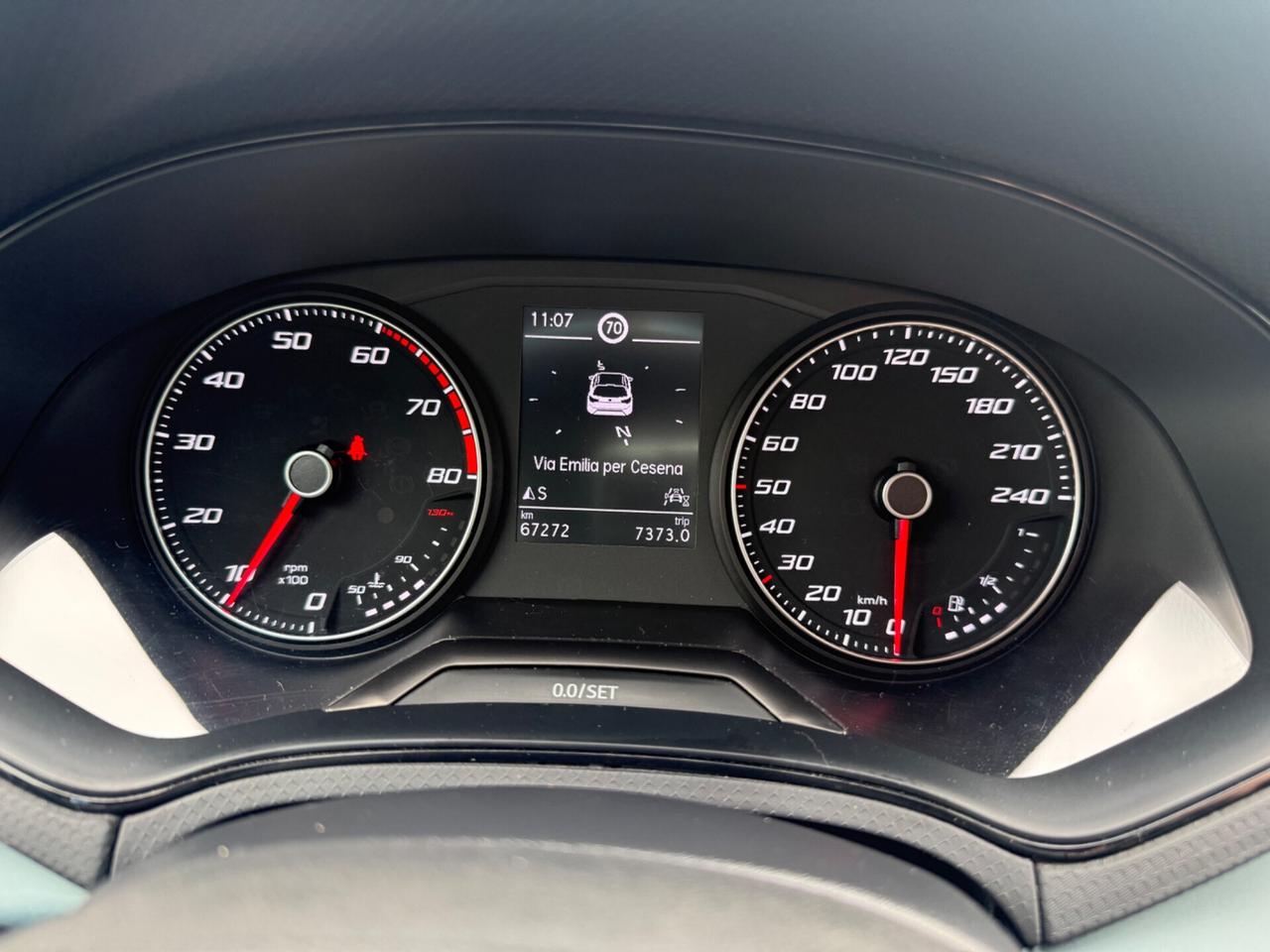Seat Arona 1.0 EcoTSI 110 CV XPERIENCE OK NEOPATENTATI in arrivo