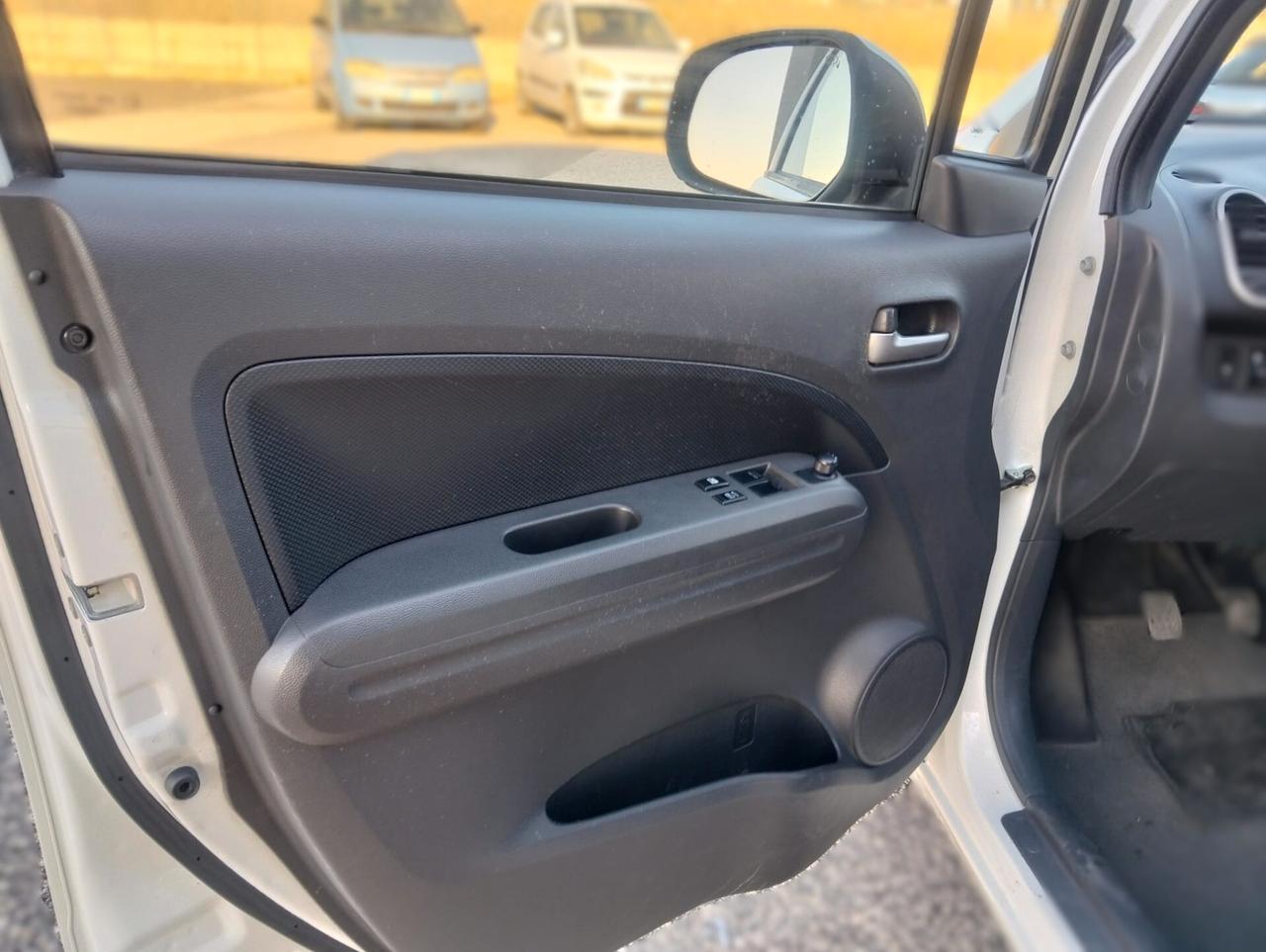 Opel Agila 1.2 16V 86CV Enjoy 2010
