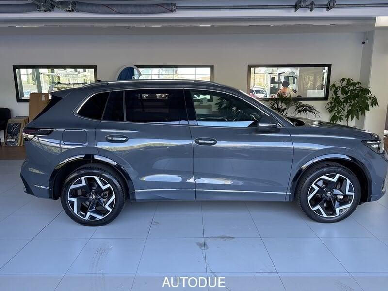 Volkswagen Tiguan III 2024 2.0 tdi R-Line 150cv dsg