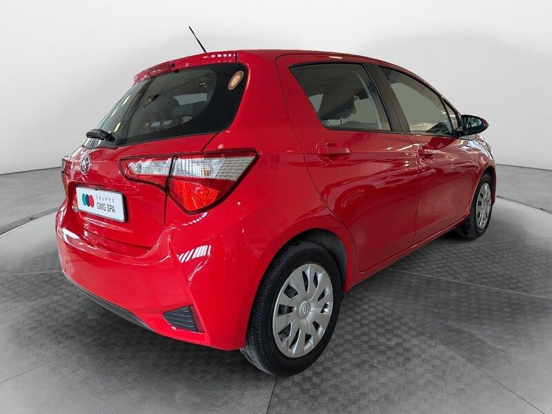 Toyota Yaris III 2017 5p 1.0 Cool my18