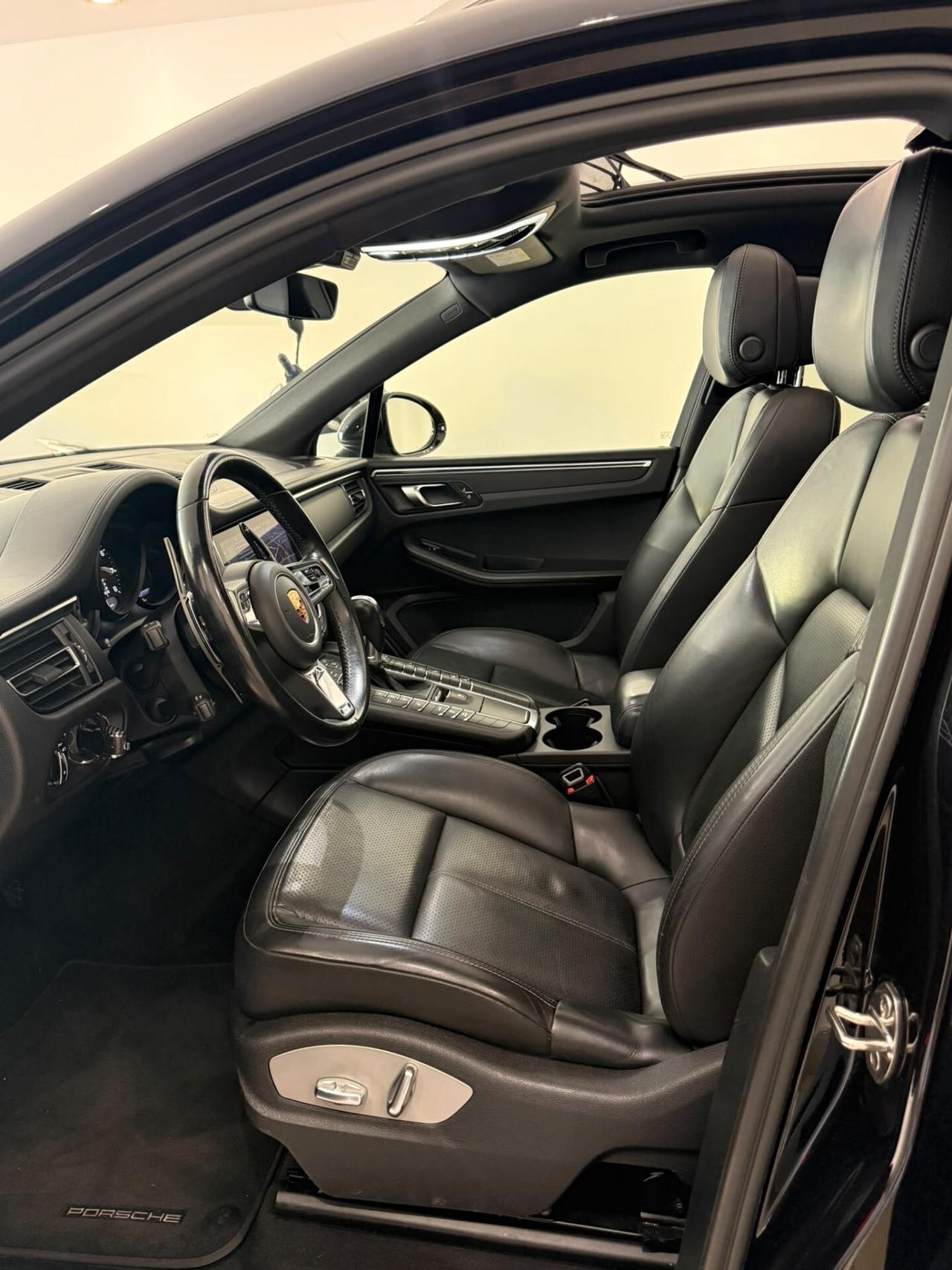Porsche Macan 2.0 245CV PDK ANNO 2021