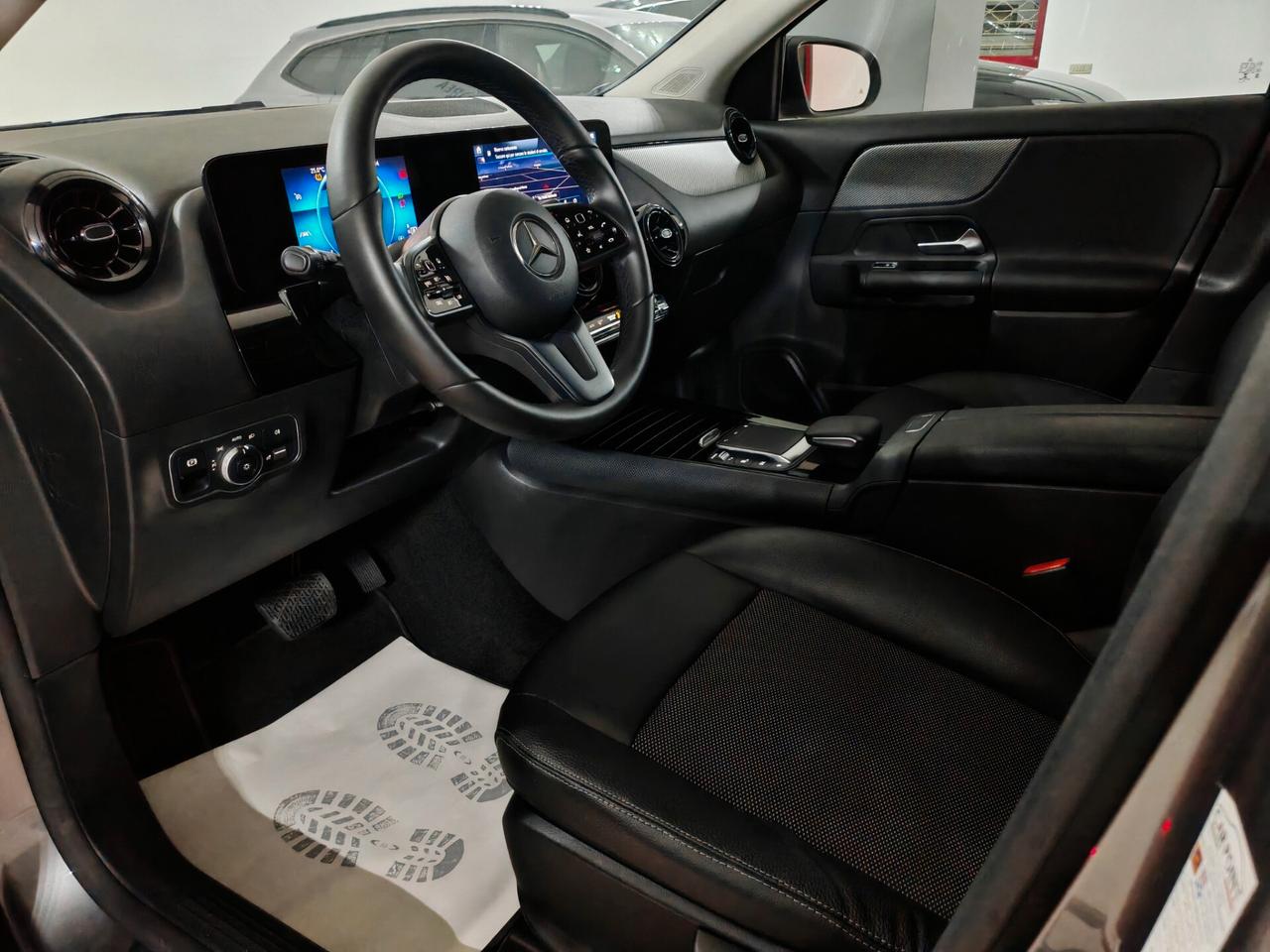 Mercedes-benz GLA 180d navig cam led 2022