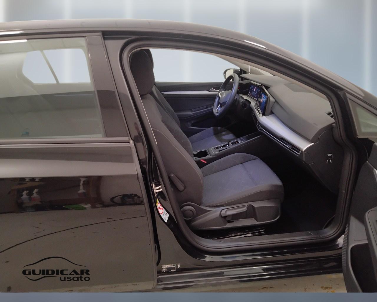 VOLKSWAGEN Golf VIII 2020 - Golf 1.0 etsi evo Life 110cv dsg