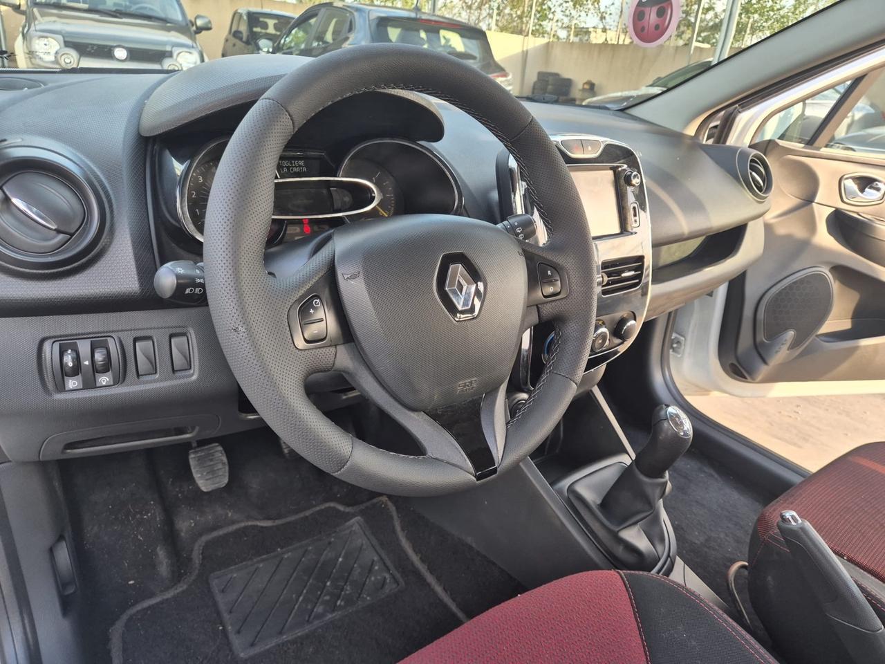 Renault Clio Sporter 1.5 dCi 8V 75CV Costume National