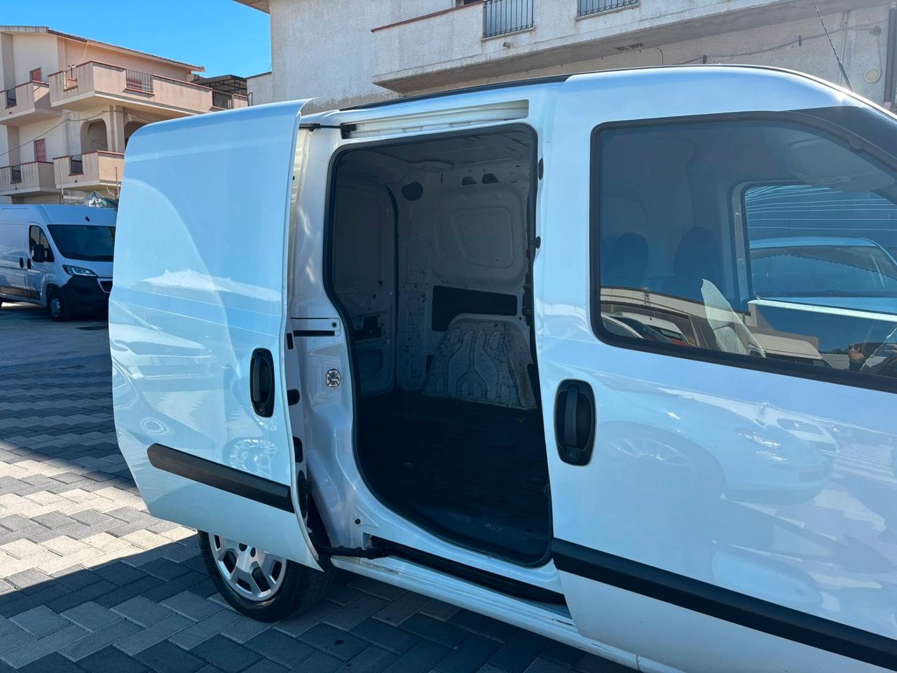 Fiat Doblo' 1.6 Mjt 120 cv 3 Posti