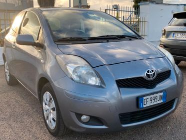 Toyota Yaris 1.0 3 porte