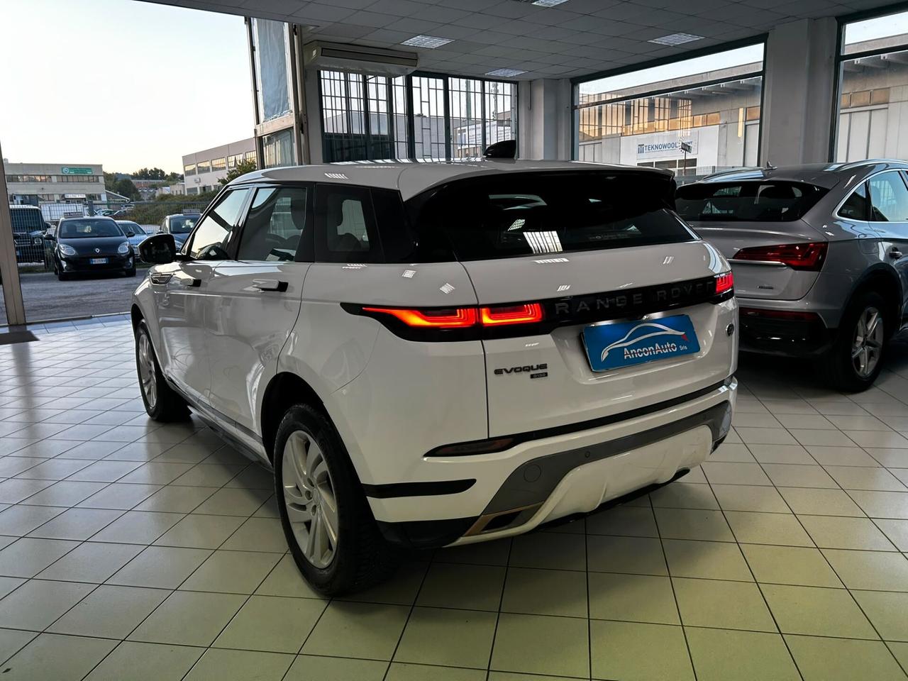 Land Rover Range Evoque 2.0 MHEV AWD R-Dynamic 2019