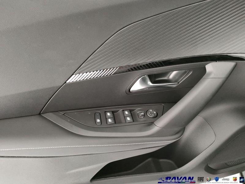 Peugeot 2008 1.2 Hybrid 136 e-DCS6 Allure