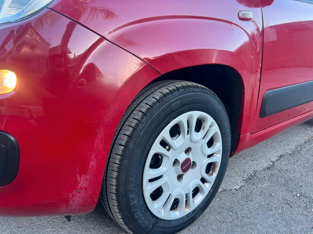 Fiat Panda 1.3 mjt 16v Easy 75cv E5+ LEGGI