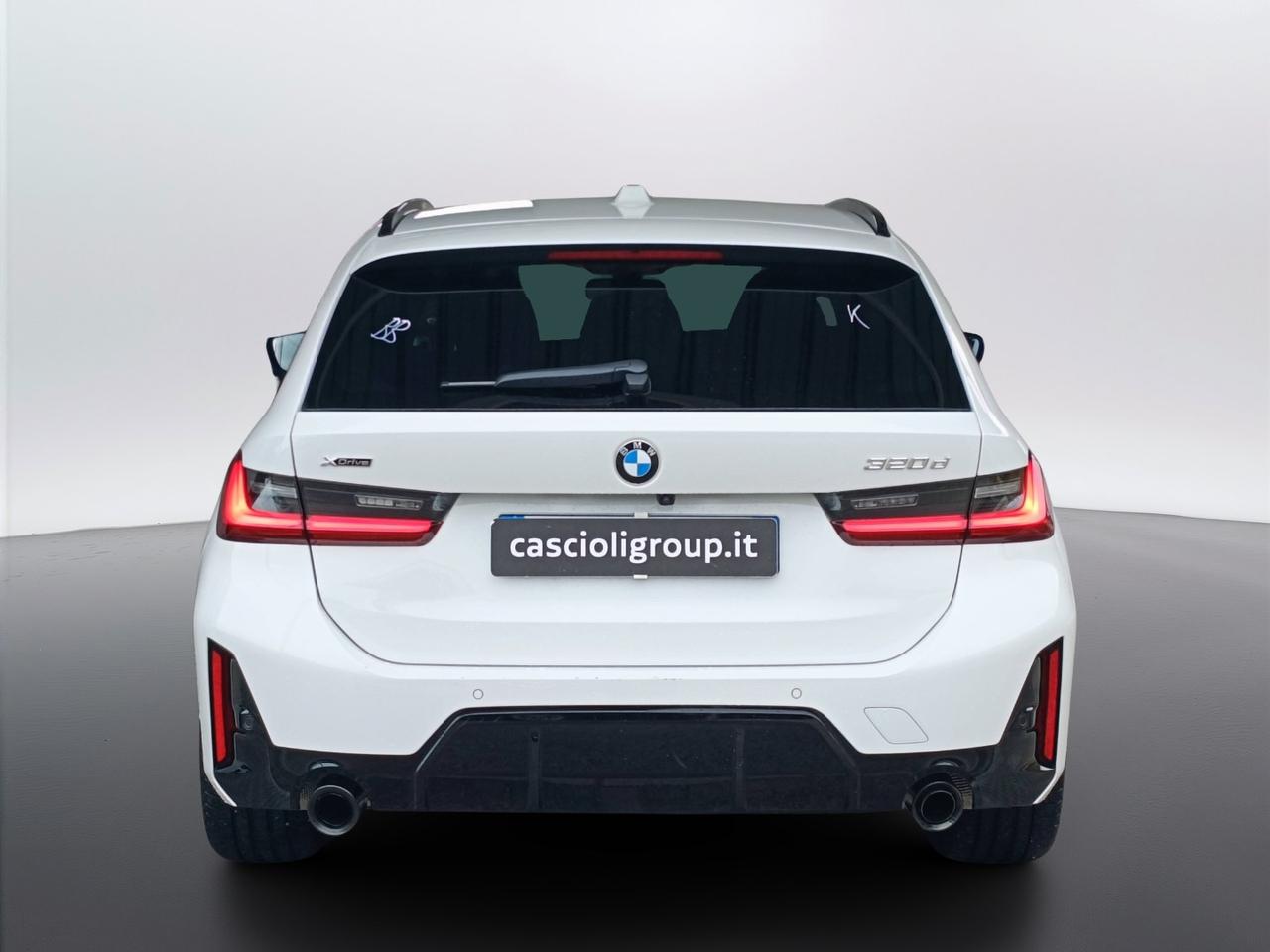 BMW Serie 3 G21 2022 Touring - 320d Touring mhev 48V xdrive MSport Pro auto