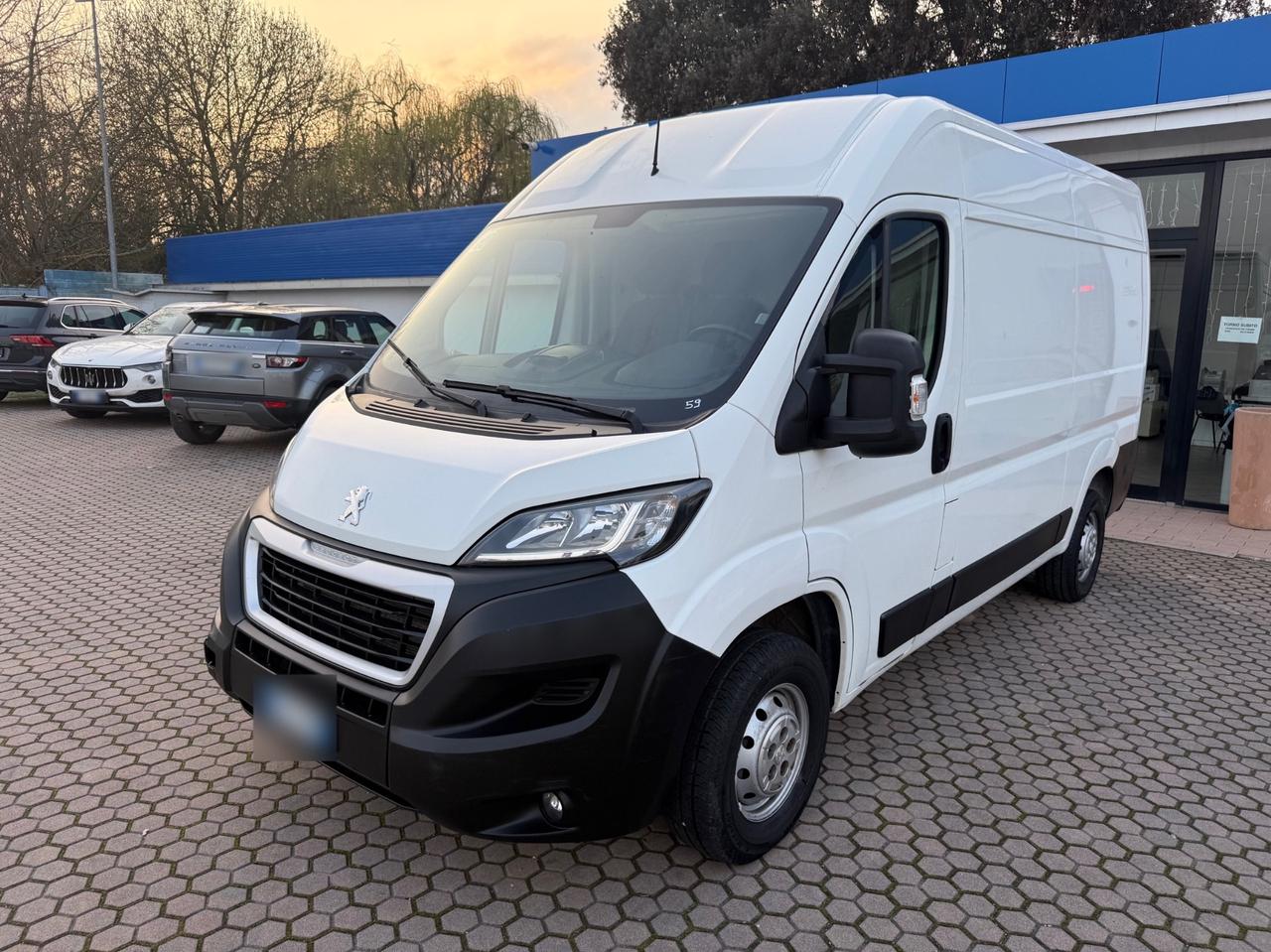 Peugeot Boxer 335 2.2 BlueHDi 140 S&S PC-TN Furgone