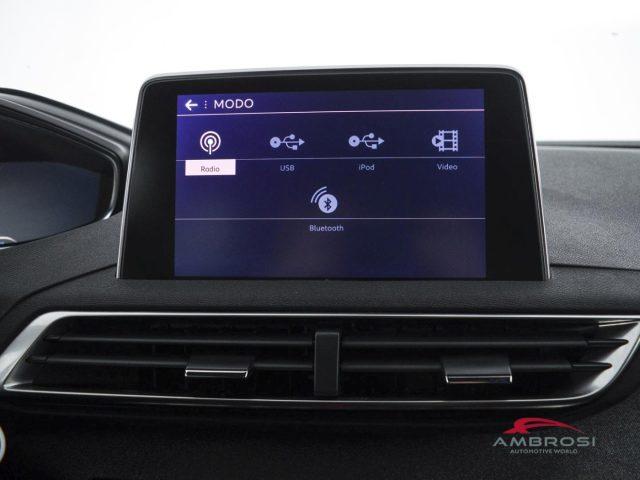 PEUGEOT 3008 BlueHDi 150 S&S GT Line