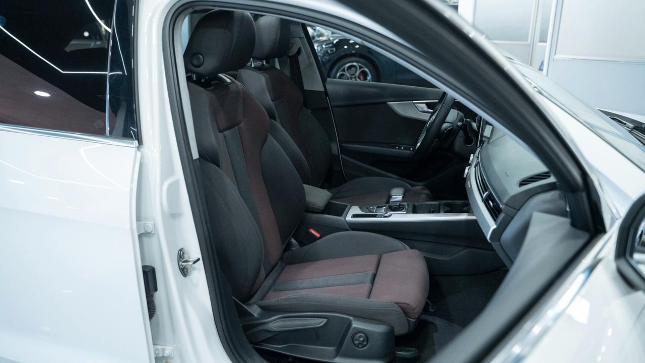 Audi A4 AVANT 40 2.0 TDI S LINE EDITION QUATTRO TRONIC MHEV TETTO VIRTUAL CKT FULL OPTIONAL