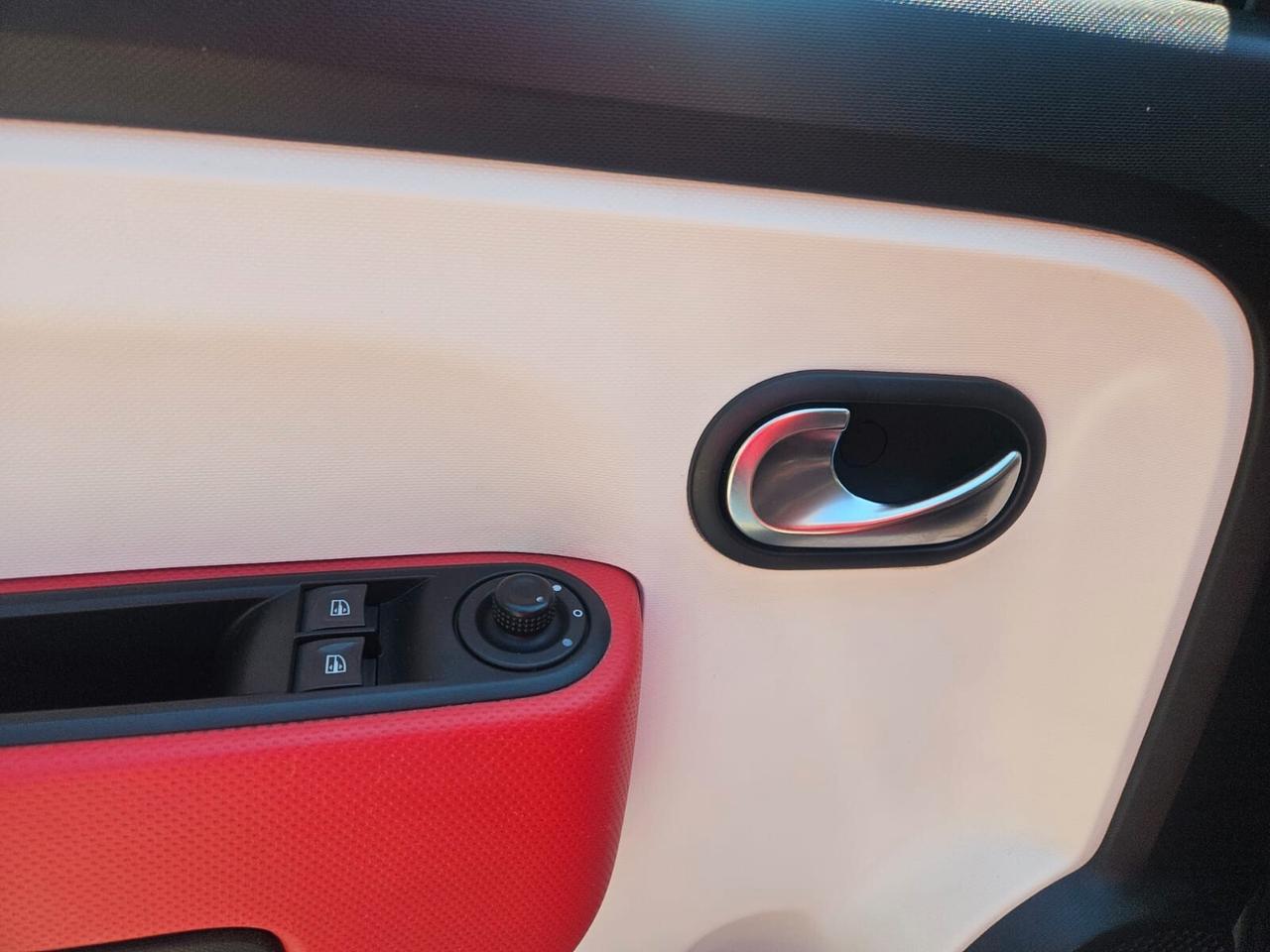 Renault Twingo 1.0 SCe Live
