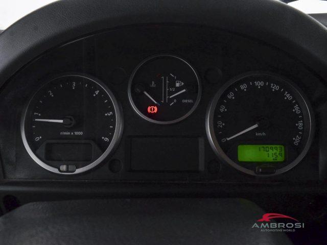 LAND ROVER Defender 90 2.4 TD4 Station Wagon E