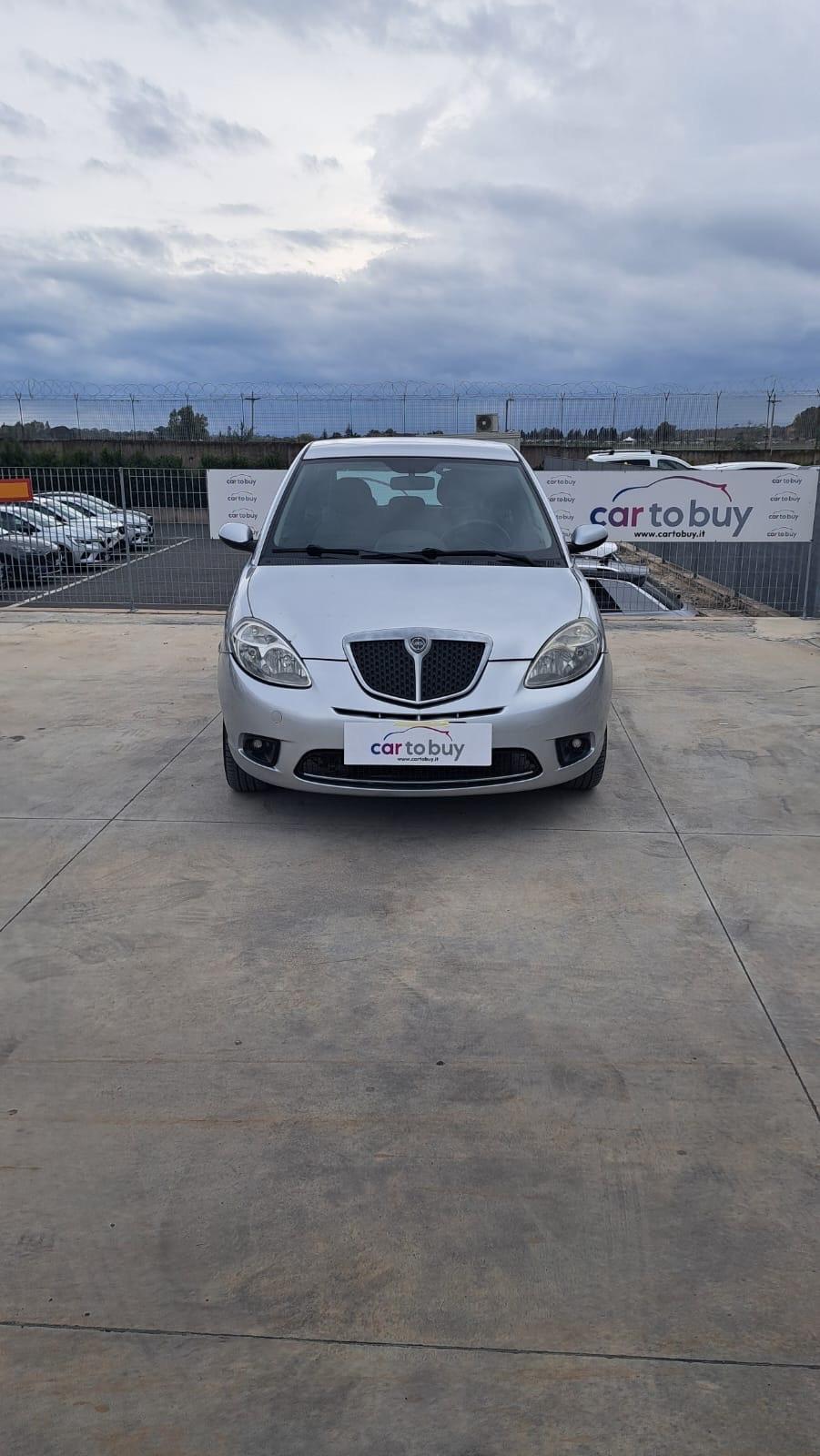 Lancia Ypsilon 1.2 Argento