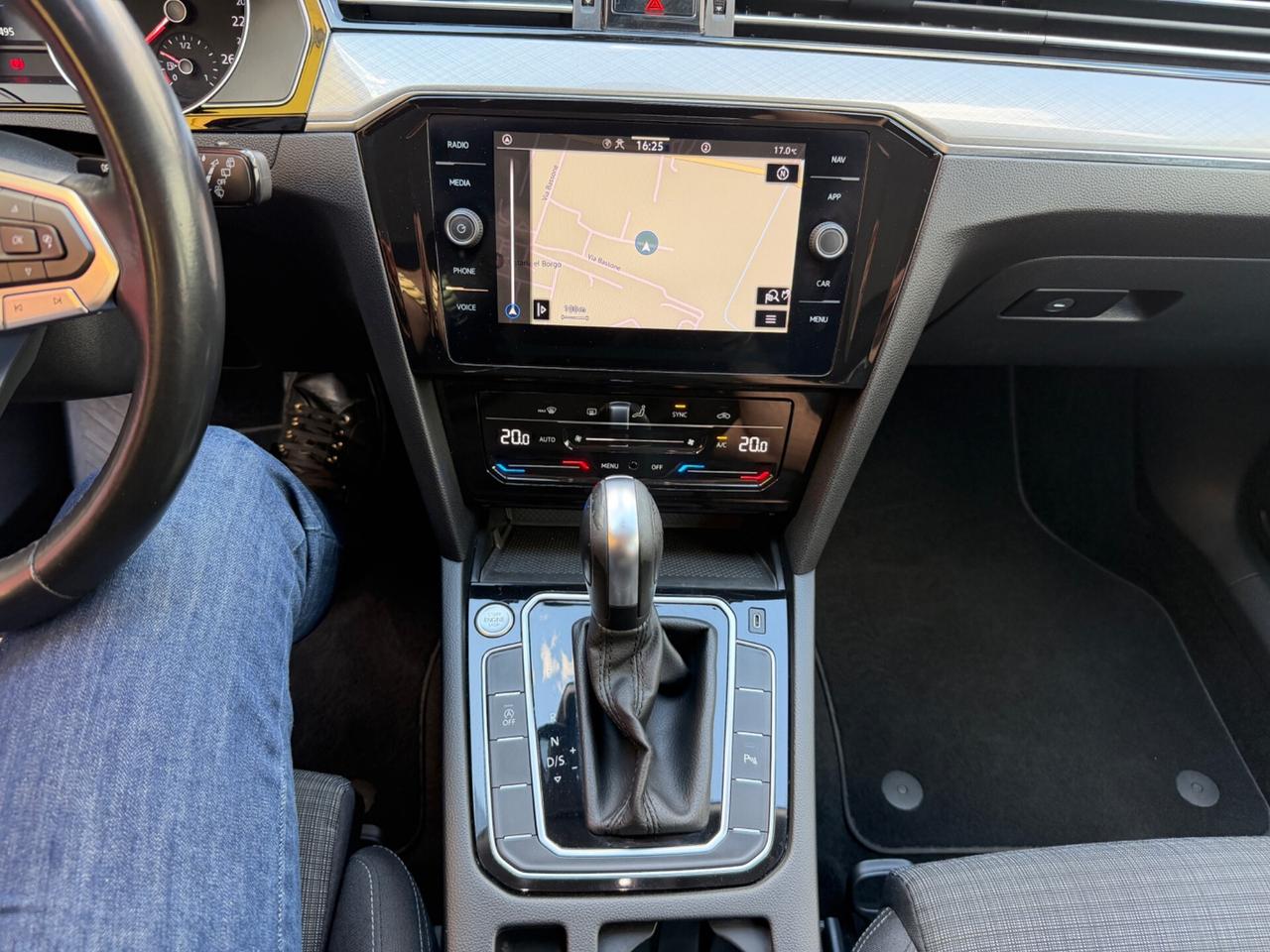 Volkswagen Passat 2.0 TDI DSG Executive - 2021