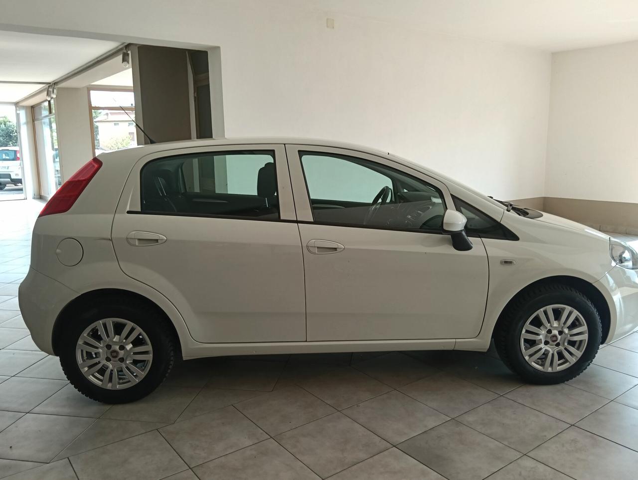 Fiat Punto 1.4 8V 5 porte Easypower Street