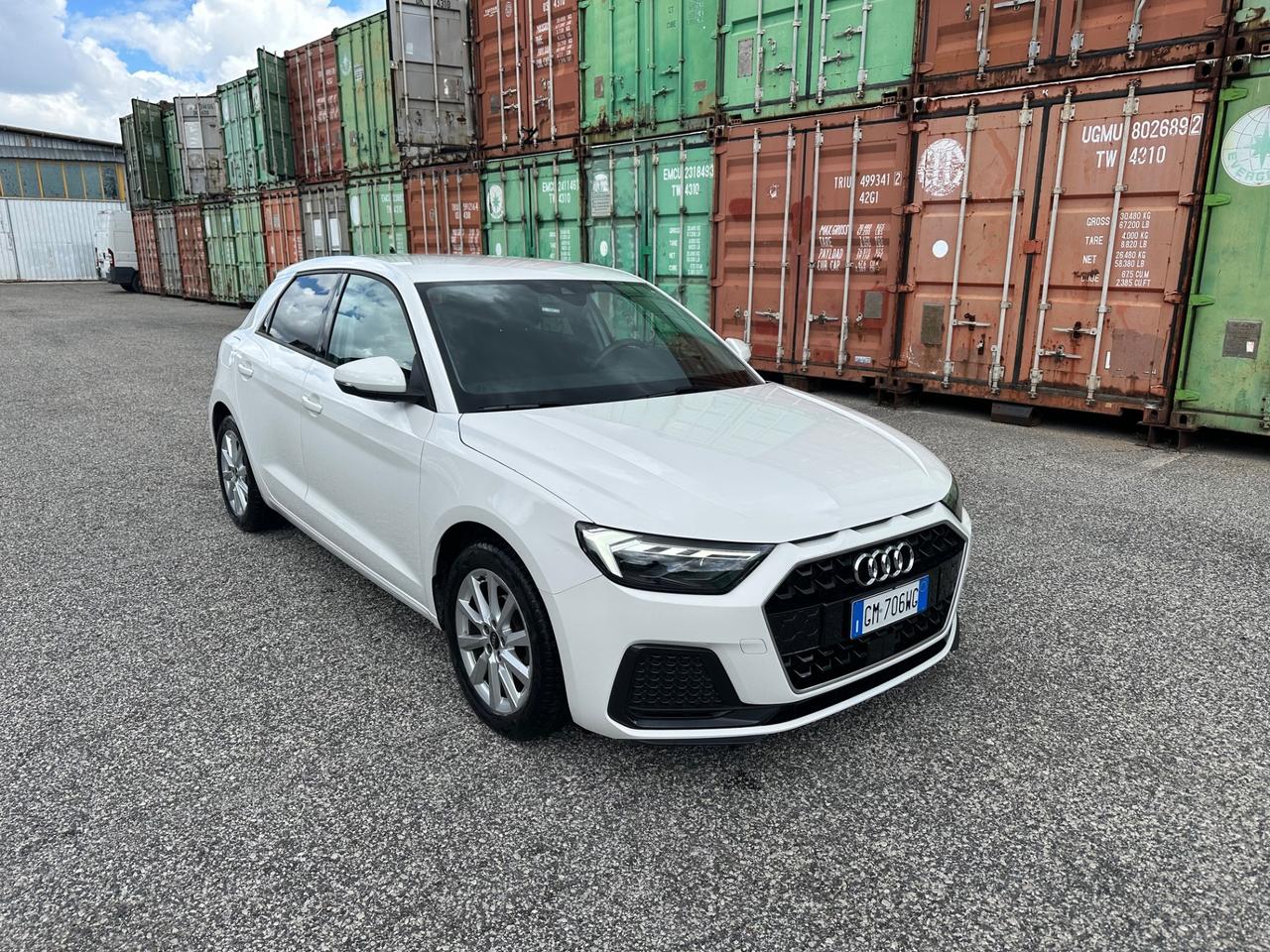Audi A1 SPB 25 TFSI Identity Black AUTOM